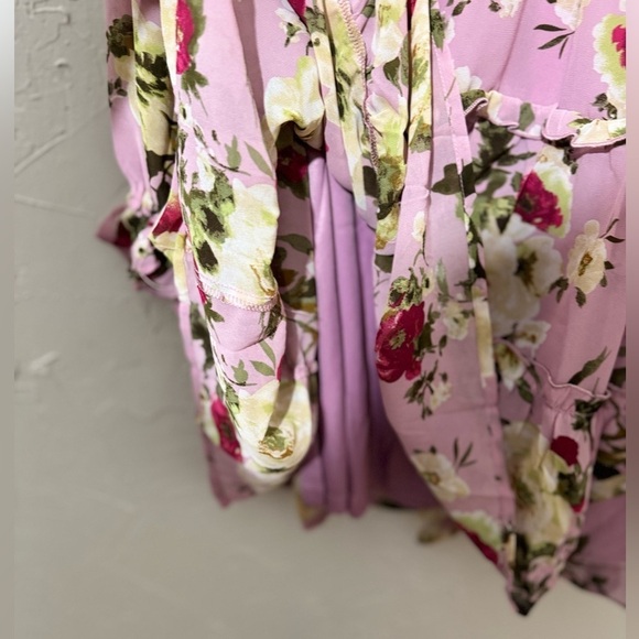 NWT Lush Long Sleeves Open Back Floral Pink Tiered Dress SZ Large - Picture 10 of 10